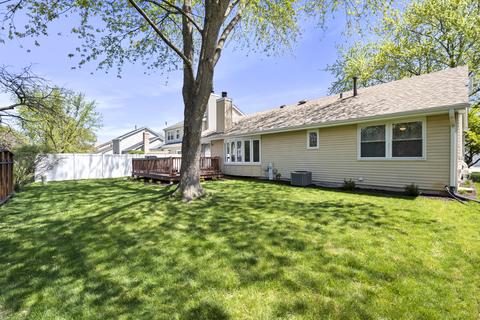 1014 Shady Tree Ln, Wheeling, IL 60090 photo 4