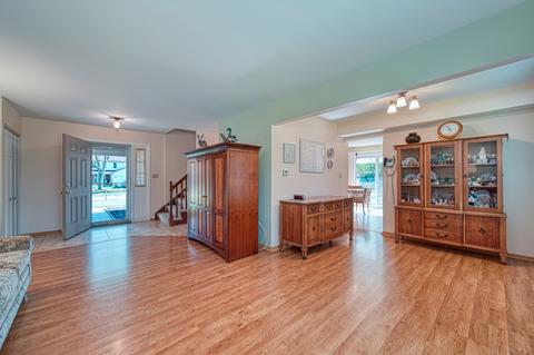 5524 Brittany Dr, Mchenry, IL 60050 photo 5