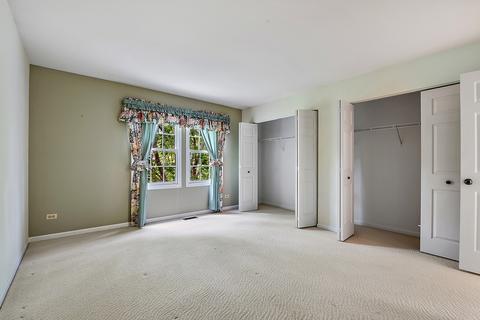 546 Rose Ln, Bartlett, IL 60103 photo 11