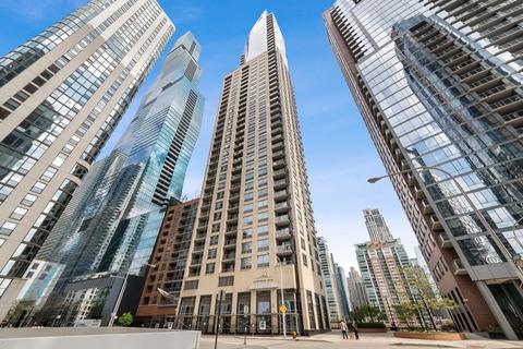 420 E Waterside Dr #902, Chicago, IL 60601 photo 1