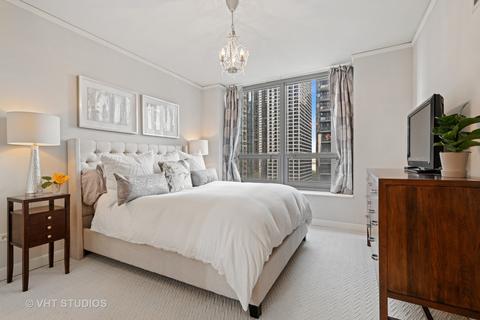 420 E Waterside Dr #902, Chicago, IL 60601 photo 10