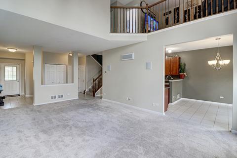 1246 Bradley Cir, Elgin, IL 60120 photo 3