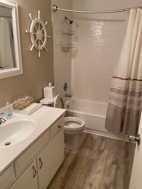 1005 Blackhawk Dr, Elgin, IL 60120 photo 9