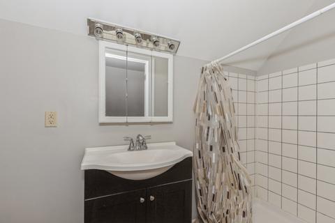509 Whitten Ave, Ingleside, IL 60041 photo 10