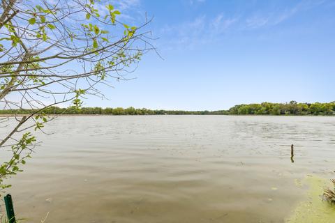 509 Whitten Ave, Ingleside, IL 60041 photo 3