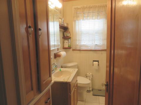236 E 150th St, Harvey, IL 60426 photo 11