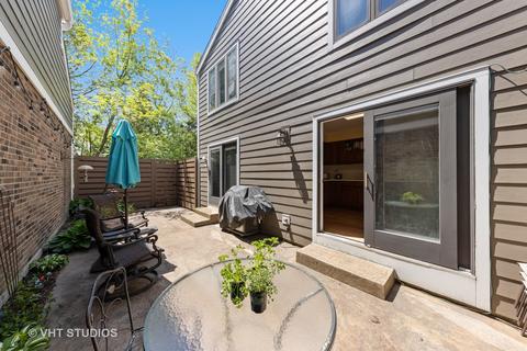 2130 Timber Ln, Wheaton, IL 60189 photo 6