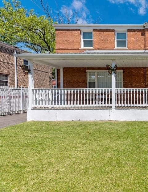 2144 E 97th St, Chicago, IL 60617 photo 1