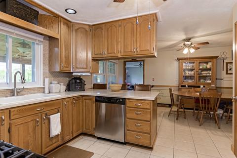 503 Grandview Dr, Normal, IL 61761 photo 13