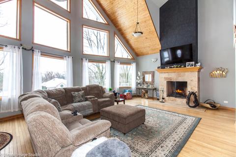 1518 Tecumseh Dr, Mchenry, IL 60050 photo 6