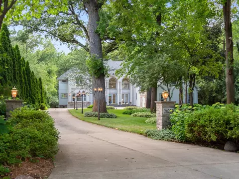 2 S224 Madison St, Wheaton, IL 60189 photo 1