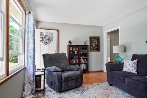 603 Mclean St, Gridley, IL 61744 photo 4