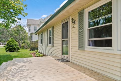 603 Mclean St, Gridley, IL 61744 photo 2
