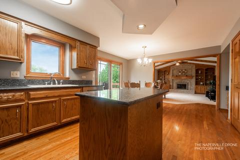 804 Rock Spring Rd, Naperville, IL 60565 photo 16