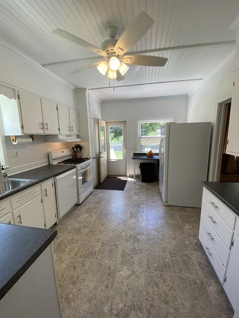 507 E Market St, Bloomington, IL 61701 photo 4