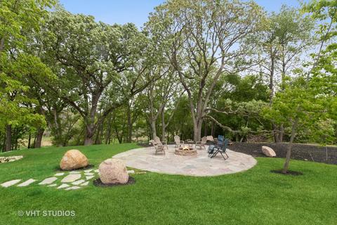 1419 Providence Dr, Mchenry, IL 60051 photo 2