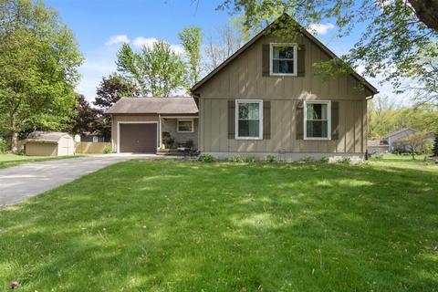 13 Ivey Ct, Bloomington, IL 61701 photo 1