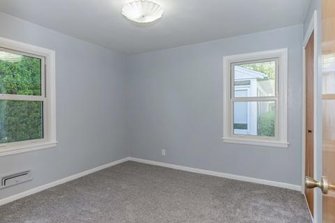 1004 Mcgregor St, Bloomington, IL 61701 photo 23