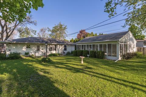 1004 Mcgregor St, Bloomington, IL 61701 photo 8