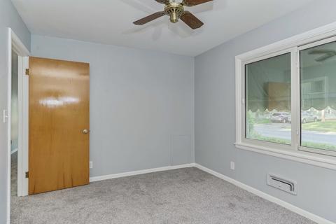 1004 Mcgregor St, Bloomington, IL 61701 photo 21
