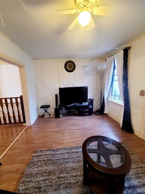 1748 Dodge Ave, Evanston, IL 60201 photo 2