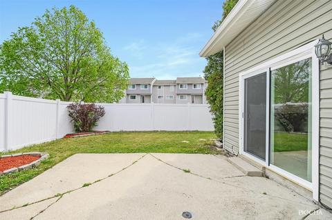 1018 Sandpiper Ct, Bartlett, IL 60103 photo 28