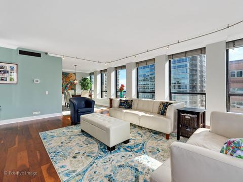 260 E Chestnut St #2601, Chicago, IL 60611 photo 5