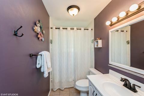 1114 N Cumberland Cir, Mchenry, IL 60050 photo 8