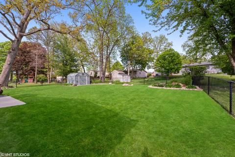 1114 N Cumberland Cir, Mchenry, IL 60050 photo 11