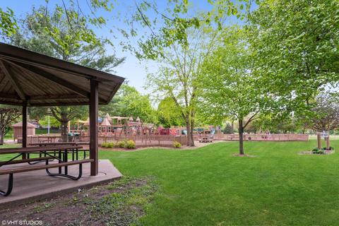 1114 N Cumberland Cir, Mchenry, IL 60050 photo 13