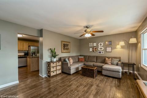 1114 N Cumberland Cir, Mchenry, IL 60050 photo 2