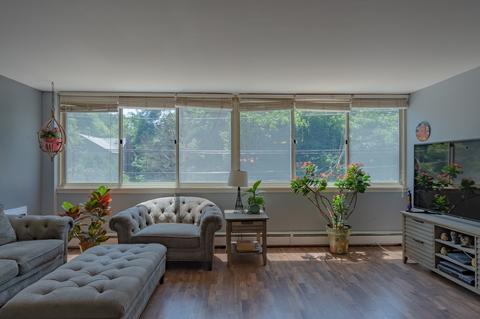 2730 Central St #2B, Evanston, IL 60201 photo 3