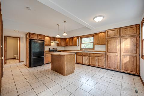 2514 W Lincoln Rd, Mchenry, IL 60051 photo 7