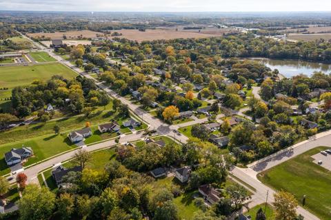 2514 W Lincoln Rd, Mchenry, IL 60051 photo 28
