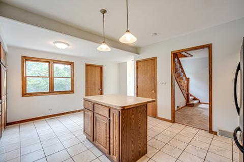 2514 W Lincoln Rd, Mchenry, IL 60051 photo 8