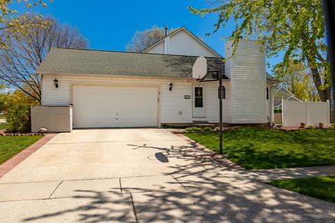 4399 Eagle Ct, Gurnee, IL 60031 photo 4