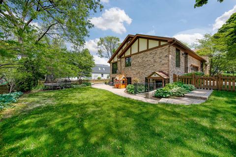 615 E Liberty Dr, Wheaton, IL 60187 photo 4
