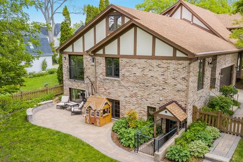 615 E Liberty Dr, Wheaton, IL 60187 photo 3