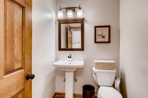 615 E Liberty Dr, Wheaton, IL 60187 photo 23