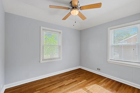 1755 Ash St, Des Plaines, IL 60018 photo 13