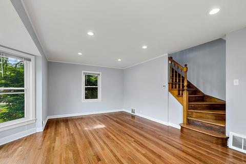 1755 Ash St, Des Plaines, IL 60018 photo 9