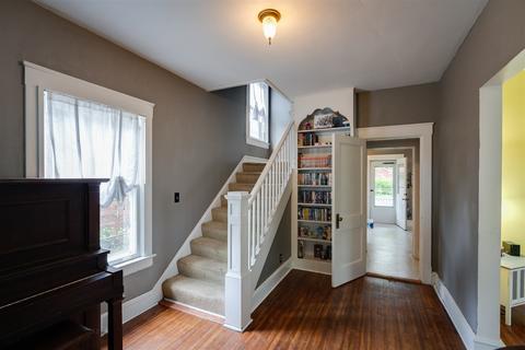 1417 Fell Ave, Bloomington, IL 61701 photo 3