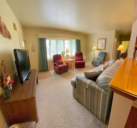 213 N Kent Rd, Mchenry, IL 60051 photo 6