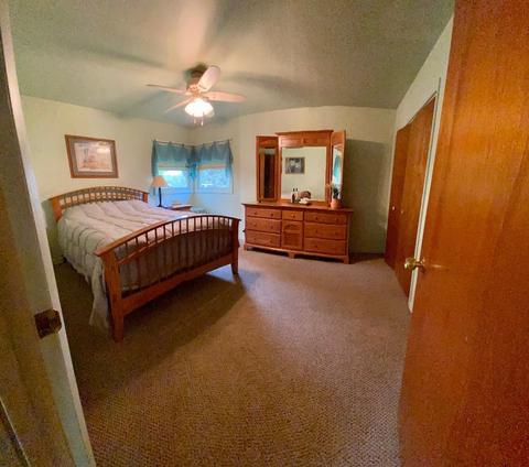 213 N Kent Rd, Mchenry, IL 60051 photo 9