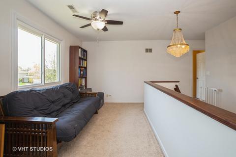 301 Eric Ct, Mount Prospect, IL 60056 photo 10