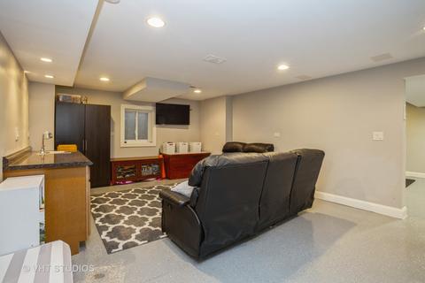 301 Eric Ct, Mount Prospect, IL 60056 photo 22