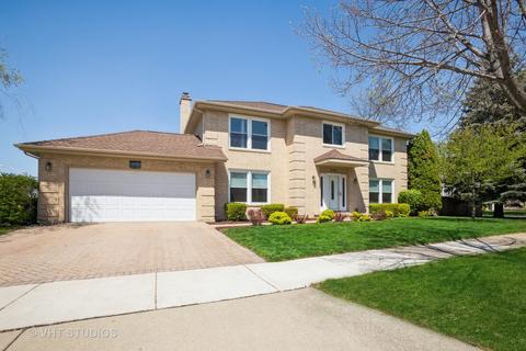 301 Eric Ct, Mount Prospect, IL 60056 photo 1