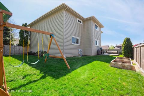 301 Eric Ct, Mount Prospect, IL 60056 photo 27