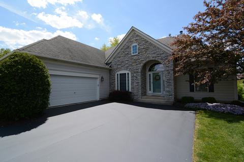 2552 Pinehurst Dr, Aurora, IL 60506 photo 1