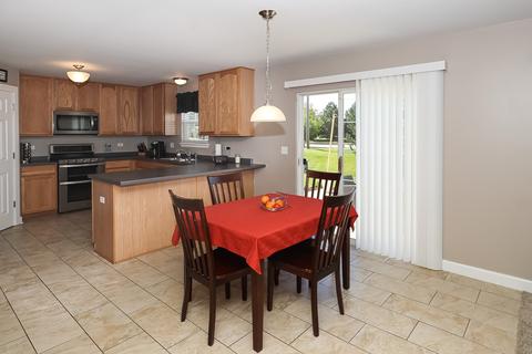 1603 Red Maple Dr, Plainfield, IL 60586 photo 9
